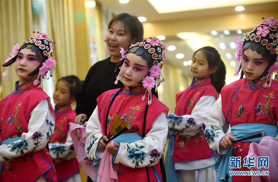 安徽瑤海:戲曲進(jìn)校園 傳承在身邊