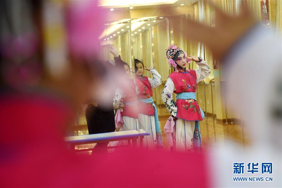 安徽瑤海:戲曲進(jìn)校園 傳承在身邊