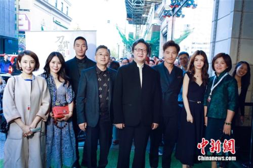 主創(chuàng)“綠毯”大合影