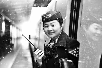 “科技春運(yùn)”唱主角高鐵增幅66% 鄭鐵發(fā)送旅客1413萬人