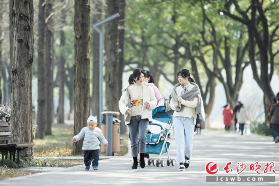 4r(sh)ʿ@ů(yng)̤pòL(zhng)ɳ(bo)ȫýwӛ S z