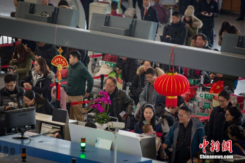 YψD125գÿϾڇHCkǙCm(x)<a target='_blank' href='http://www.chinanews.com/' _fcksavedurl='http://www.chinanews.com/'><p class=