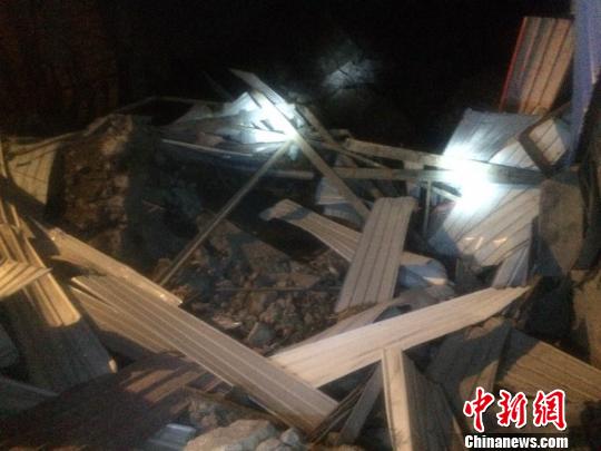 云南鎮(zhèn)雄發(fā)生一起山體滑坡事故致2人失聯(lián)