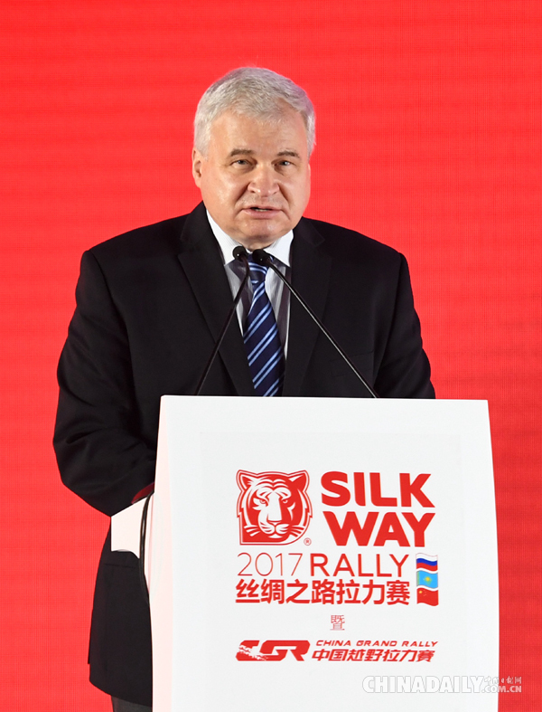 俄羅斯駐華大使:政府工作報告內(nèi)容豐富 令人印象深刻