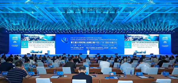 外媒記者高度評(píng)價(jià)“海絲論壇” 稱(chēng)贊“5G+4K/8K+AI”將使各國(guó)人民受益